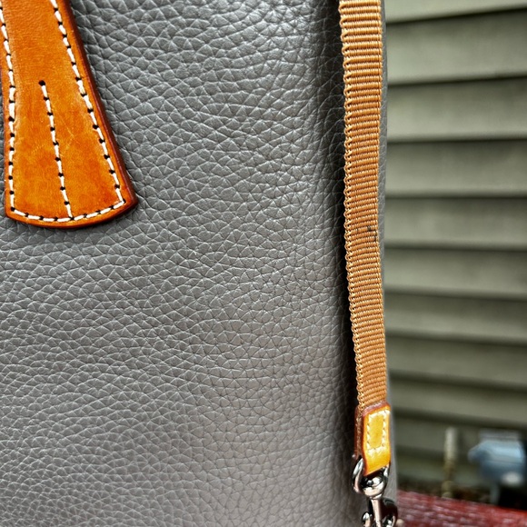 Grey gray Dooney and Bourke Bag - Picture 4 of 13